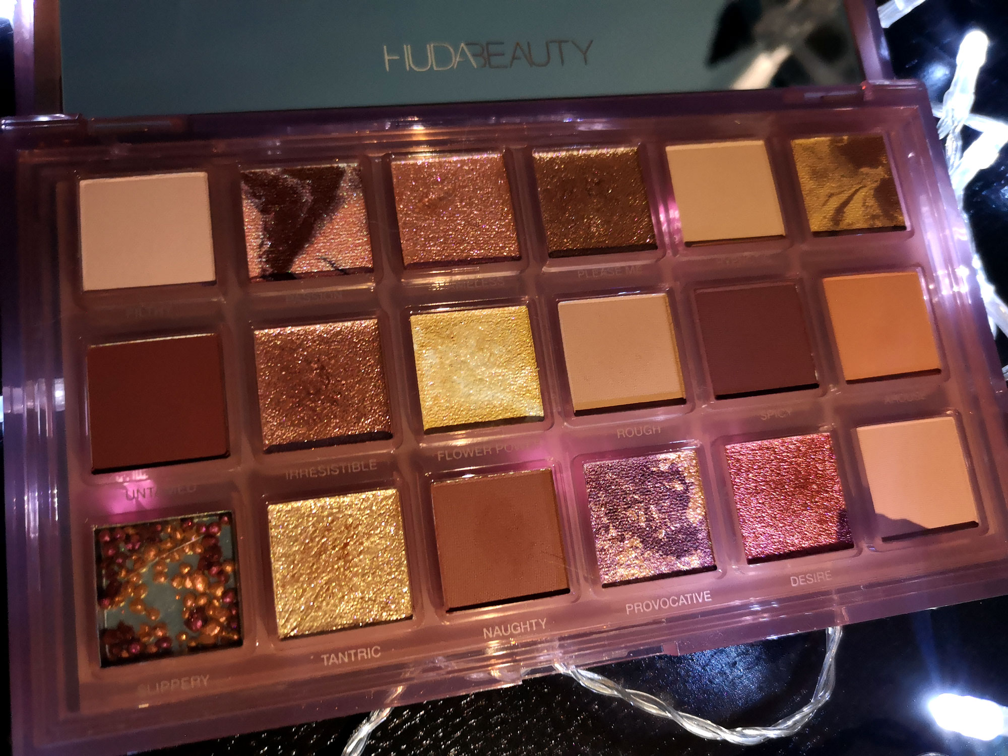 huda beauty naughty nude palette