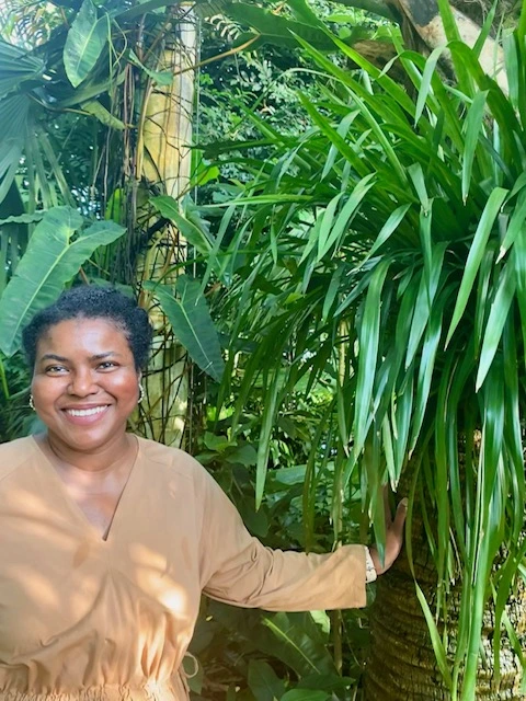 Apinke Efiong Ekó Botanicals.