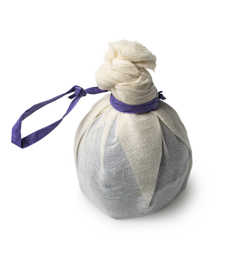 lush deep sleep bath bomb